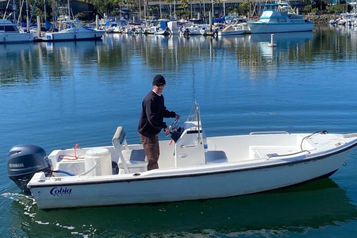 a small boat in a body of water
